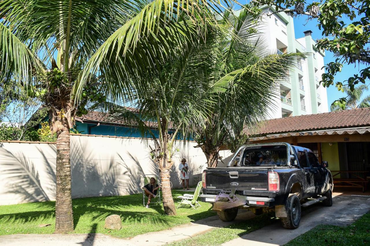 Ubatuba Beach House - Bilhar, Churrasqueira, E Suite Com Ar A 350M Da Praia Exterior photo